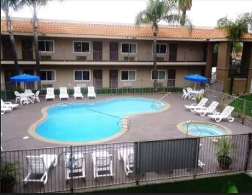 Travelodge By Wyndham Hemet Ca Tiện nghi bức ảnh