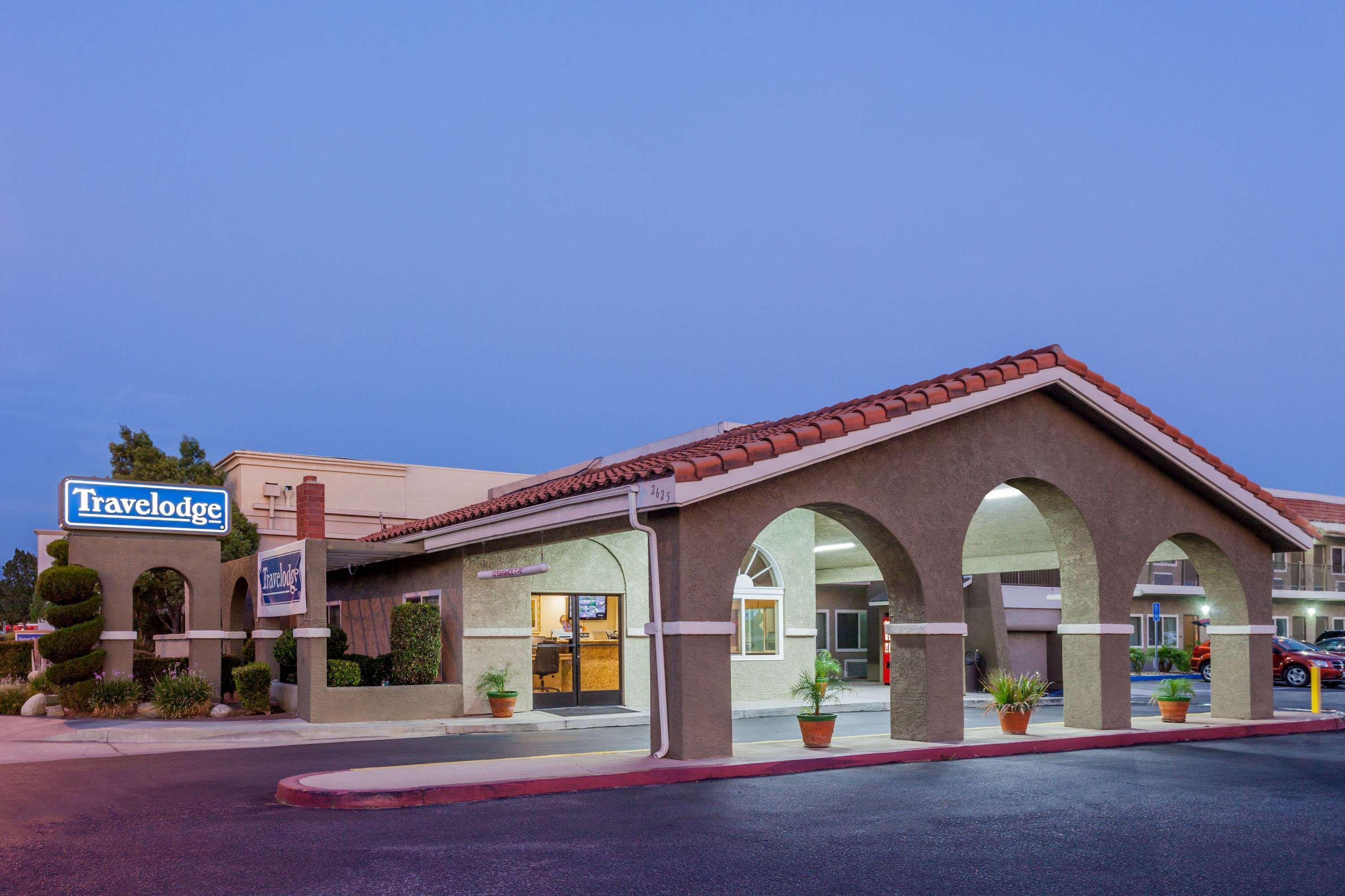 Travelodge By Wyndham Hemet Ca Ngoại thất bức ảnh